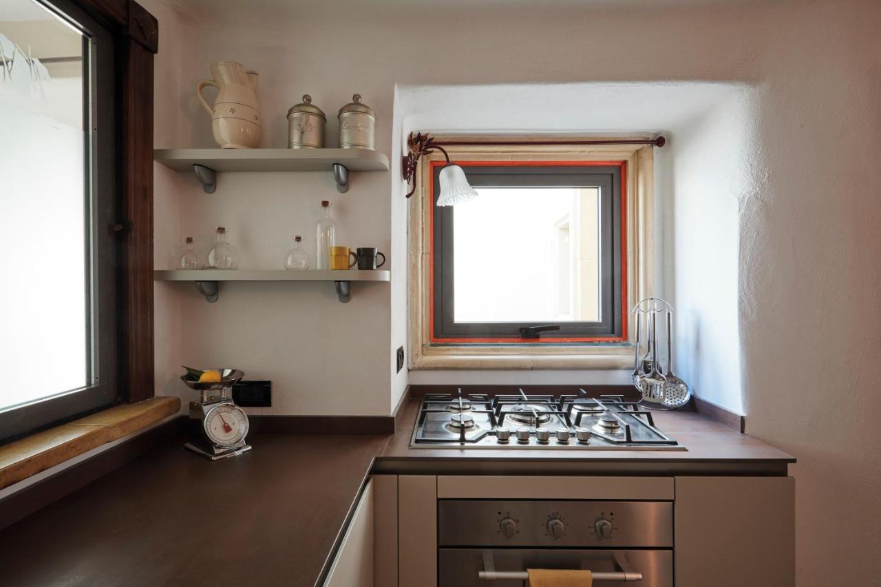 Upstairs - Skylight Apartment Lecce Exterior photo