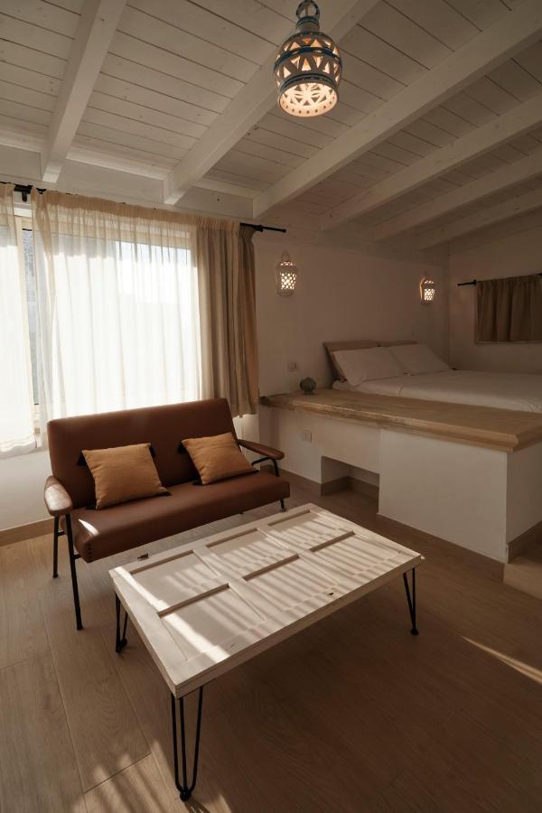 Upstairs - Skylight Apartment Lecce Exterior photo